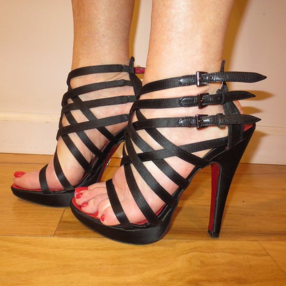 LAST CHANCE  CESARE PACIOTTI Black Satin Multi Strapped Mini Platforms - Picture 3 of 9